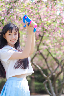 沙滩厕所撤尿